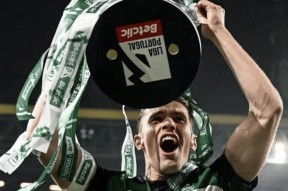 开元棋牌官网包含冲刺阶段里昂备战葡超；造点机会细节曝光；信心回归；阵容厚度经受考验的词条