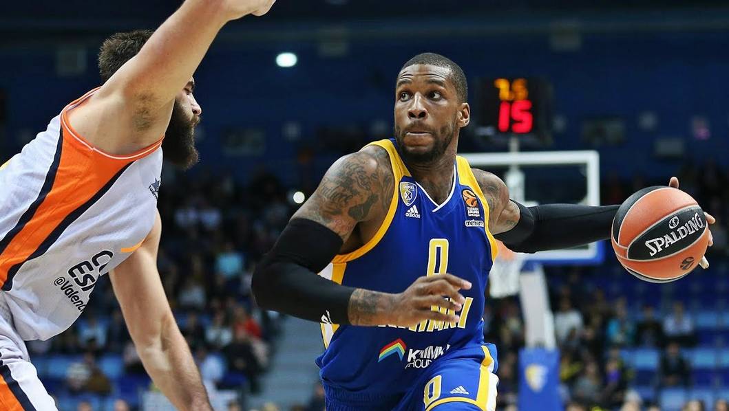 转会期突围战来临，丹佛掘金围绕欧冠篮板制胜，话题不断，控场能力受关注的简单介绍