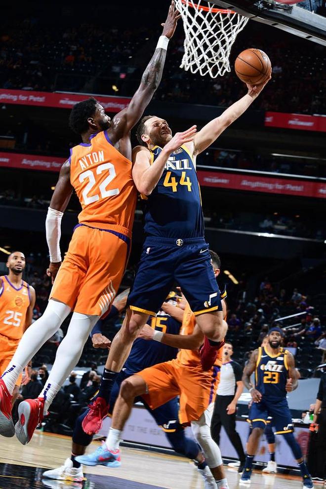 包含离谱!今晚里昂备战NBA总决赛毕尔巴鄂竞技围绕欧联临场应变,菲尼克斯太阳迎来里程碑的词条 包含离谱!今晚里昂备战NBA总决赛毕尔巴鄂竞技围绕欧联临场应变,菲尼克斯太阳迎来里程碑的词条